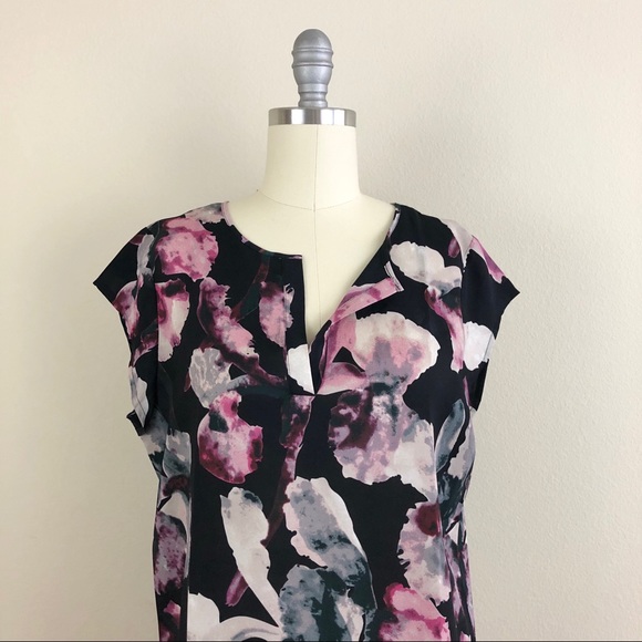 Ivanka Trump Floral Split Neck Cap Sleeve Blouse - Picture 2 of 5